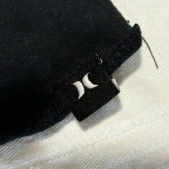 Hurley Medium 3/4 sleeve shirt - Picture 3 of 5